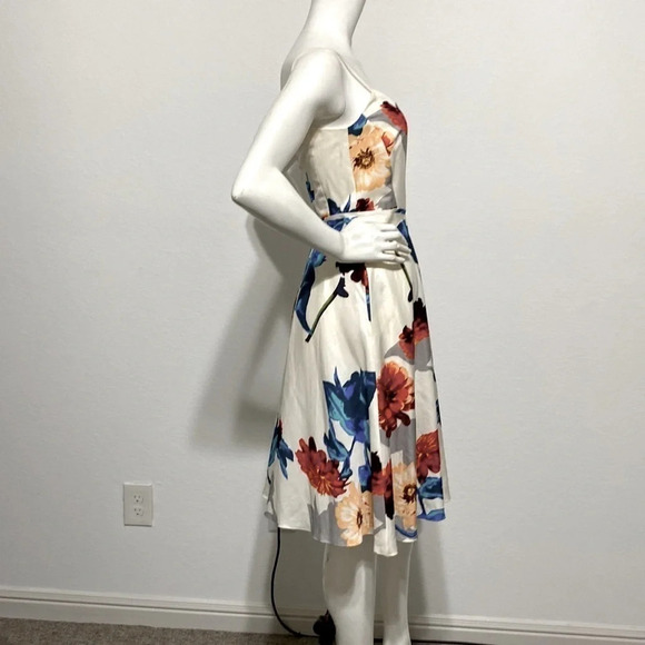 Banana Republic Strappy Floral Dress Size 2 - Picture 6 of 6